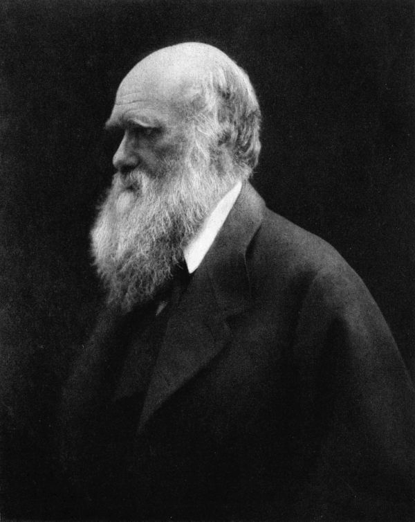 Charles Darwin memberikan kontribusi besar bagi sains.