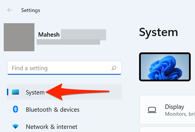 Klik "Sistem" di Pengaturan pada Windows 11.
