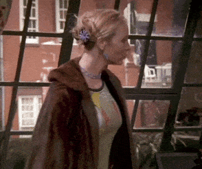 Gaya Rambut Phoebe Buffay Ikonik Dengan Segala Macam Suasana Karantina