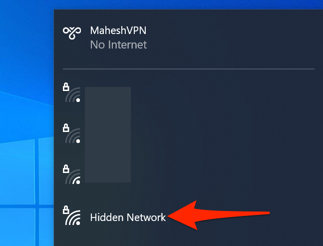 Pilih "Jaringan Tersembunyi" dari menu jaringan di Windows 10.