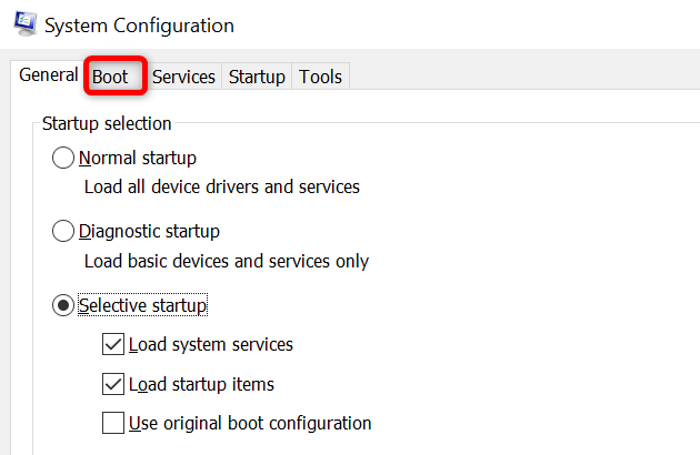 Klik tab "Boot" pada jendela "Konfigurasi Sistem".