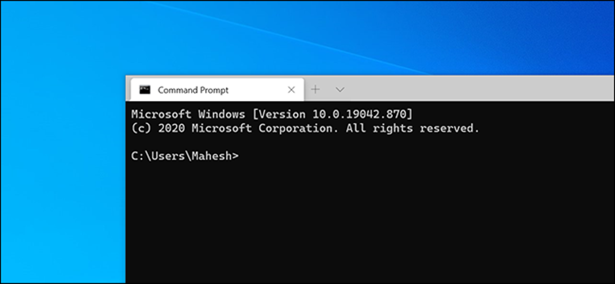 Terminal Windows dengan shell Command Prompt.