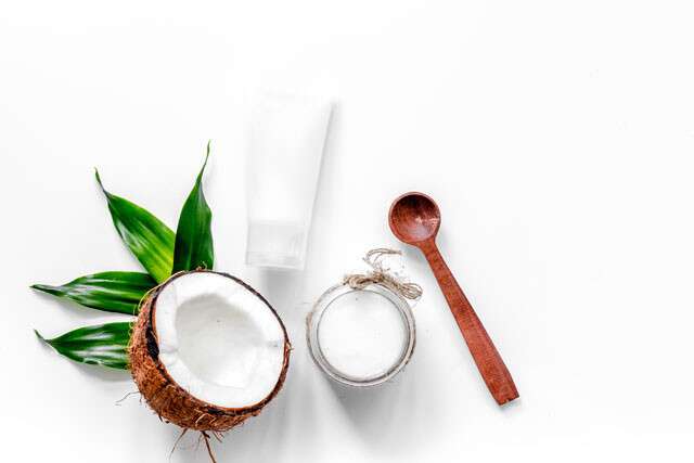 minyak pertumbuhan rambut: minyak kelapa