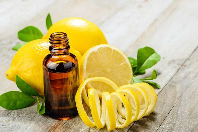 Minyak Rambut Buatan Rumah: Minyak Lemon