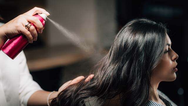 Tips menggunakan hairspray secara akurat