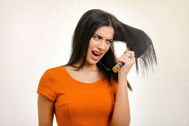Bagaimana sulfat mempengaruhi rambut Anda?