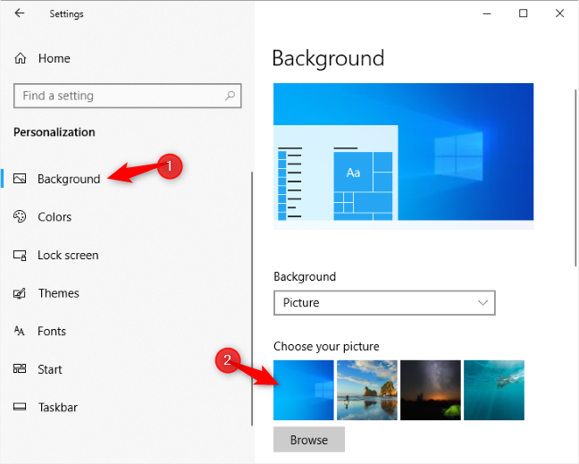 Memilih latar belakang desktop default baru Windows 10