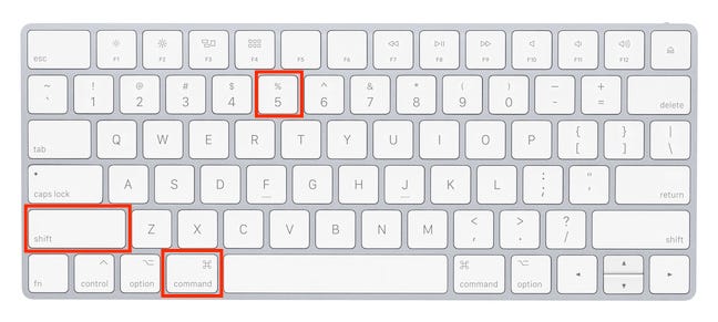 Keyboard Mac dengan Command+Shift+5 disorot