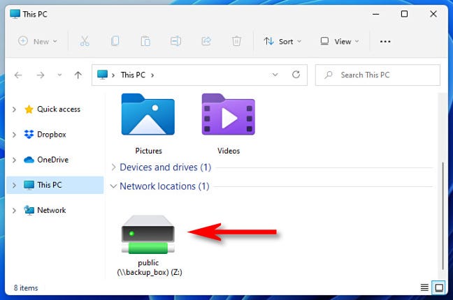 Contoh drive jaringan yang dipetakan di File Explorer pada Windows 11.