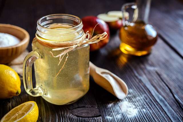 Pengobatan Rumah Ketombe: Cuka Sari Apel