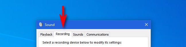 Di Windows 10, klik tab "Rekaman" di jendela "Suara".