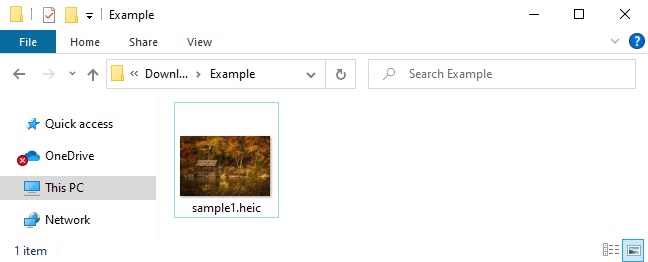 File Explorer menampilkan thumbnail file HEIC di Windows 10.