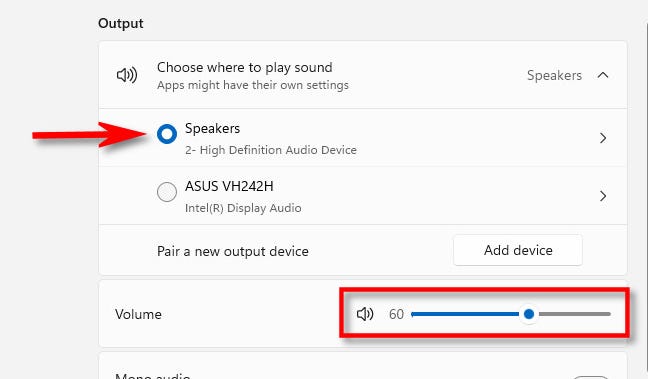 Pilih perangkat keluaran suara yang ingin Anda sesuaikan, lalu gunakan penggeser volume.