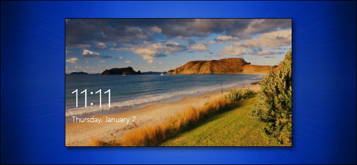 Layar Kunci Windows 10 dengan latar belakang biru