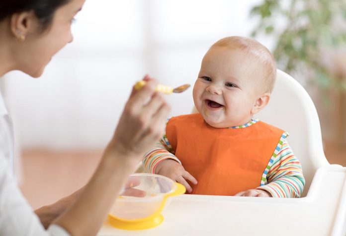 Memberi Makan Bayi Anda: Waktu Terbaik untuk Mengajar dan Mengikat Si Kecil!