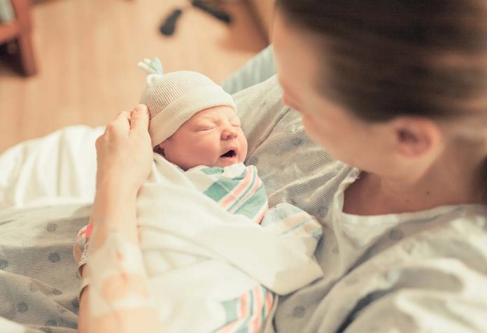 Kisah Persalinan Saya - Bagaimana Bayi Prematur Saya Lahir
