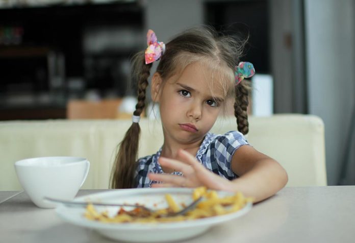 Moms Rewel Eater, Selalu Ada Cara Ajak Anak Makan