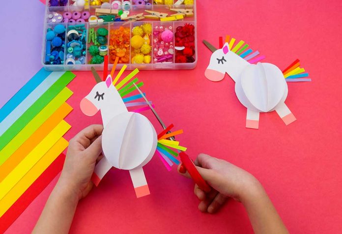 Kerajinan dan Aktivitas Unicorn yang Mudah untuk Anak-Anak