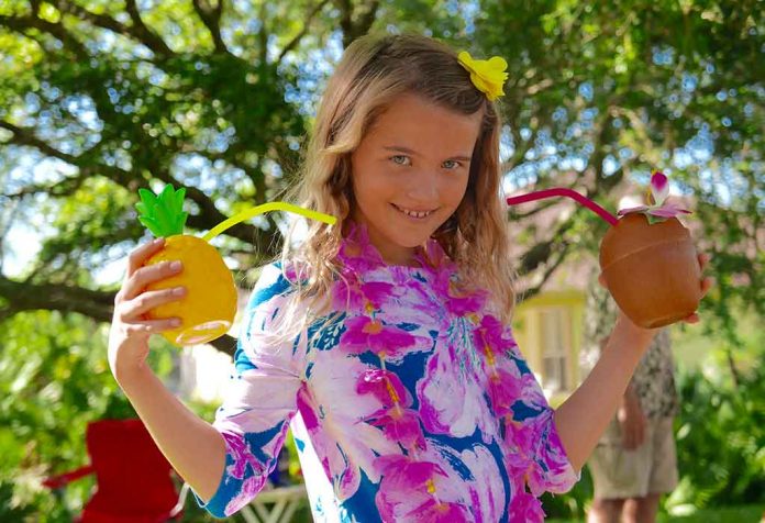 Ide Pesta Luau Atau Hawaii Terbaik Untuk Anak-Anak