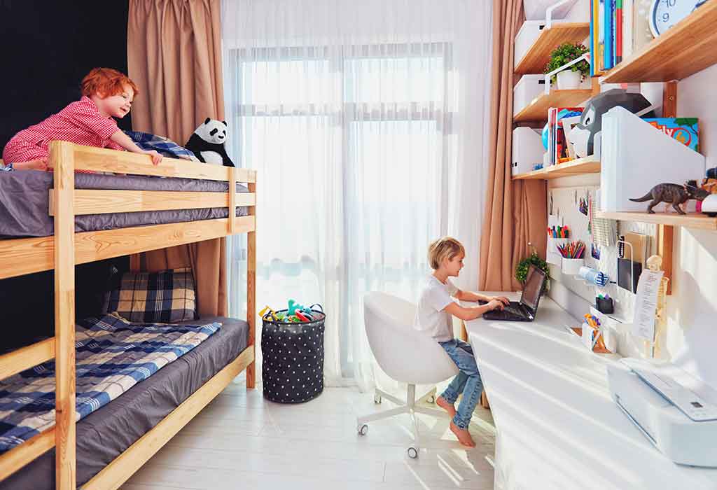 Bagaimana Seseorang Dapat Memilih Tempat Tidur Susun yang Tepat untuk Anak