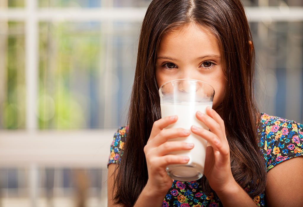 Cara Mudah dan Efektif Membuat Anak Minum Susu