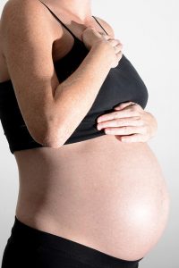 Nyeri Tulang Rusuk Selama Kehamilan – Yang Perlu Anda Ketahui