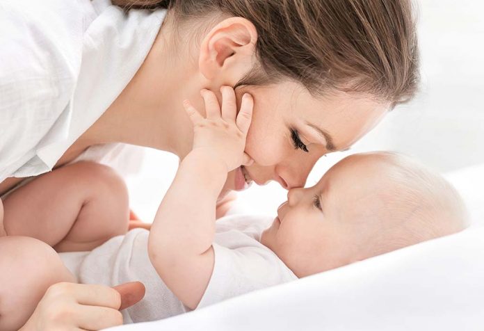 Jika Cinta Memiliki Wajah, Itu Adalah Ikatan Antara Ibu dan Bayinya