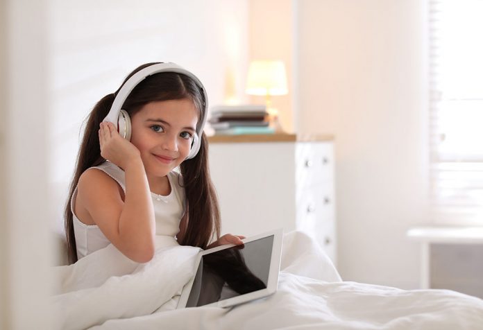 15 Buku Audio Gratis Terbaik Untuk Anak-Anak Untuk Mendengarkan