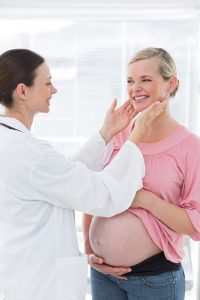 Bagaimana Kehamilan Mempengaruhi Fungsi Tiroid
