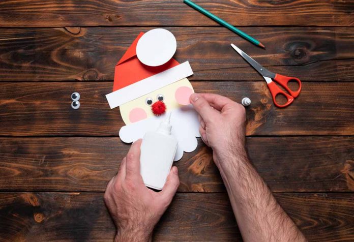 Ide Kerajinan Santa Claus yang Mudah untuk Anak-Anak