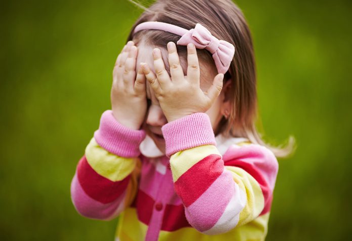 Cara Mengatasi Rasa Malu Pada Anak & Cara Mengatasinya
