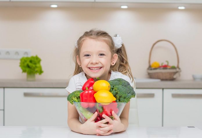 Tips Efektif Agar Anak Anda Makan Sayur