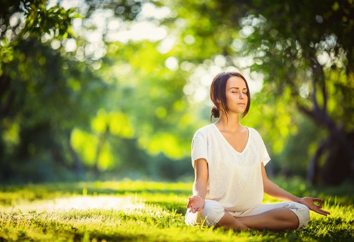 Meditasi untuk Pembuahan - Apakah Itu Benar-Benar Membantu Anda Hamil?