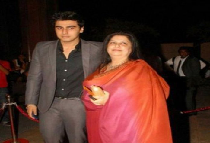 Arjun Kapoor Dengan Ibu