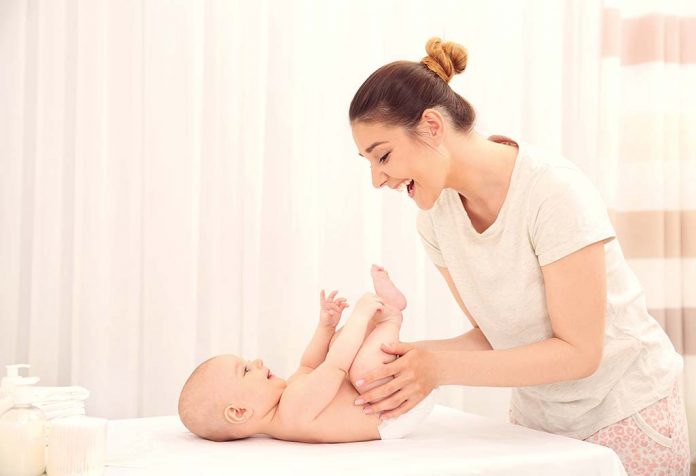 4 Tips Merawat Kulit Bayi Anda