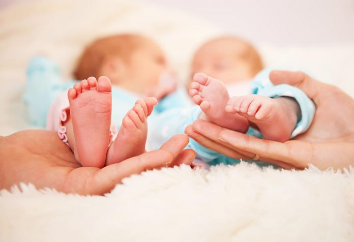 Perjalanan Saya Setelah Kelahiran Bayi Kembar Saya