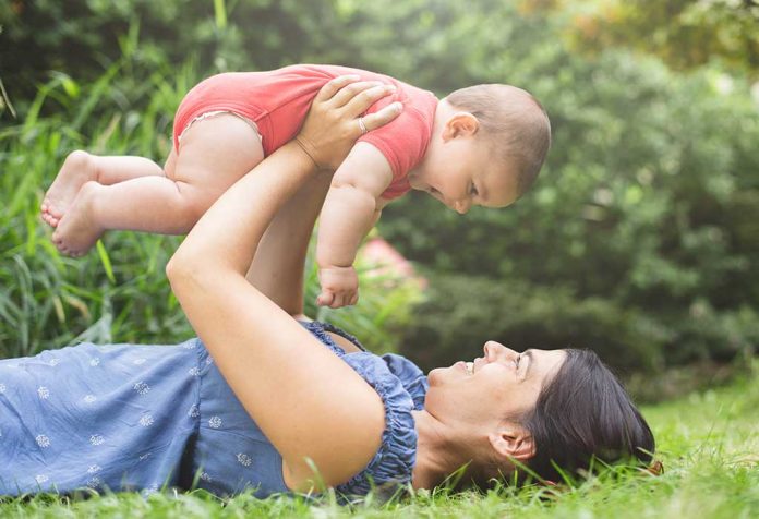 Merawat Bayi Anda dengan Baik Akan Menentukan Masa Depannya