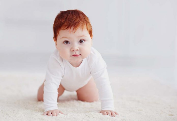 Bayi Berusia 38 Minggu - Perkembangan, Tonggak & Perawatan