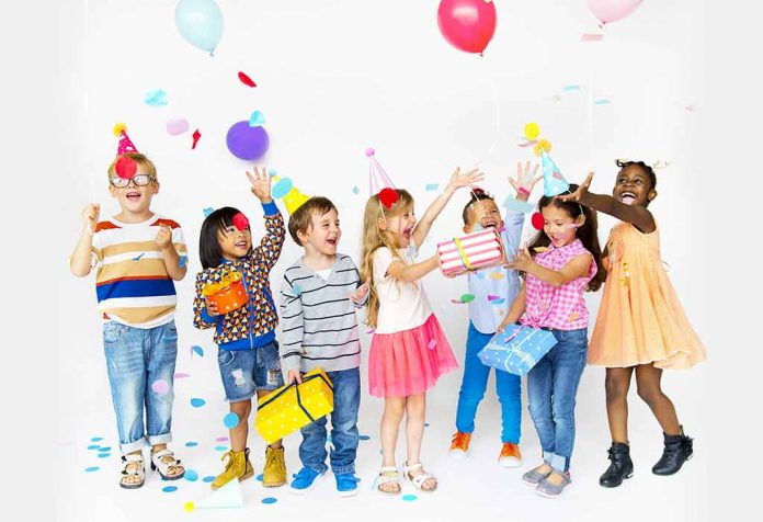 12 Aktivitas dan Permainan Tahun Baru Terbaik untuk Anak