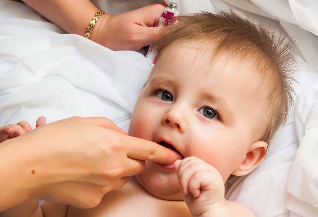 Kista Erupsi pada Bayi (Teething) – Penyebab dan Pengobatan