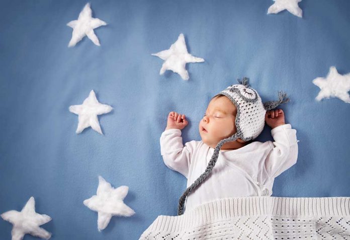 Tips Membuat Bayi Anda Tidur Sepanjang Malam