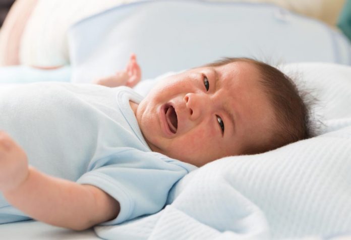Obat Alami dan Mudah Menyembuhkan Kolik pada Bayi