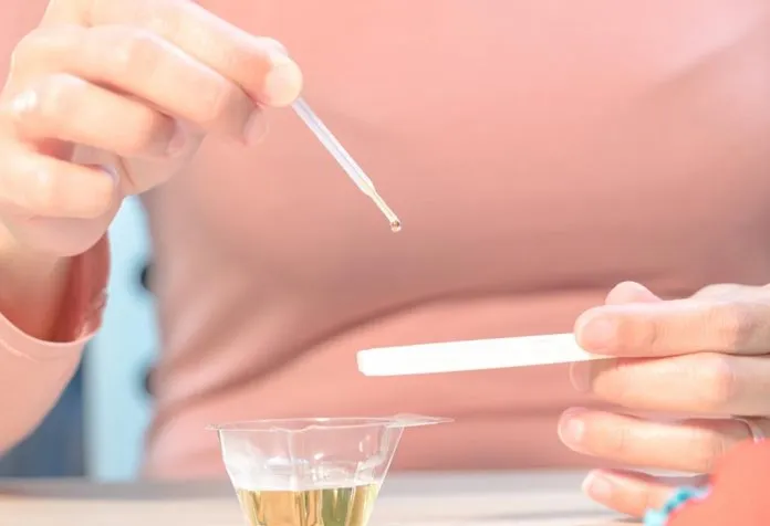 Tes Kehamilan Urine - Di Rumah dan Klinik