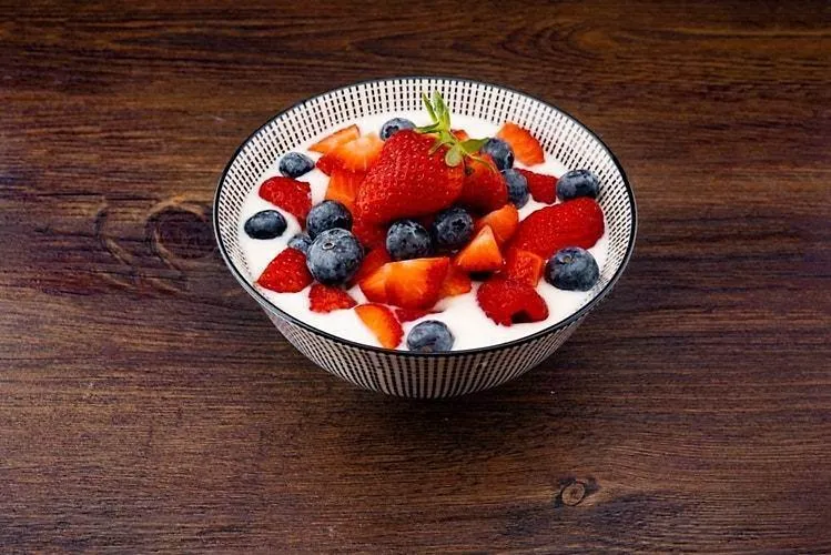 Berry dan Yoghurt