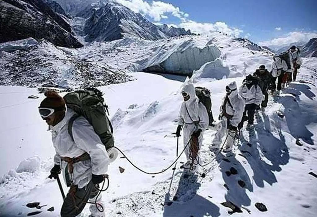 Tentara India di Gletser Siachen