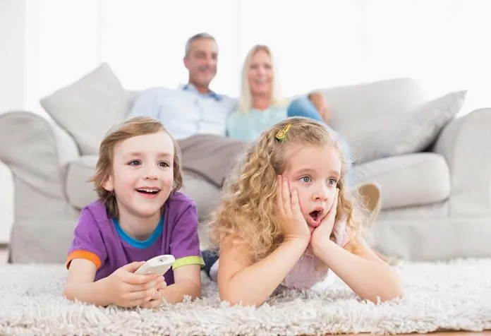 Saluran TV Ramah Anak yang Baik yang Harus Diketahui Orang Tua