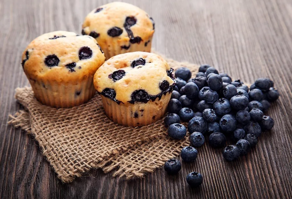 Muffin blueberry dengan rami dan dedak