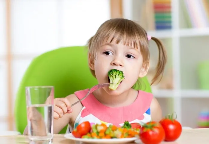 Cara Membuat Anak Makan Sayur - Tips Untuk Orang Tua