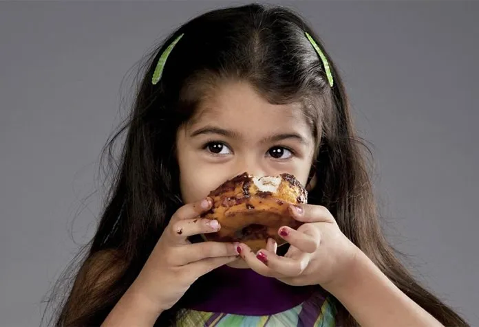 10 Dampak Bahaya Junk Food pada Anak