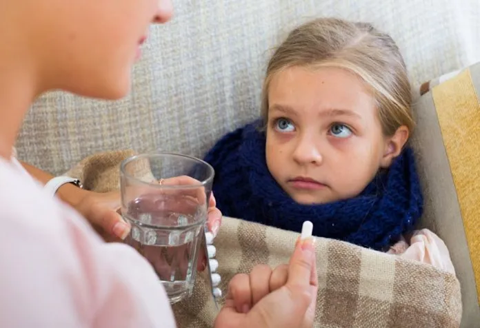 Dosis Amoksisilin Untuk Anak-Anak: Cara Penggunaan, Risiko & Lainnya